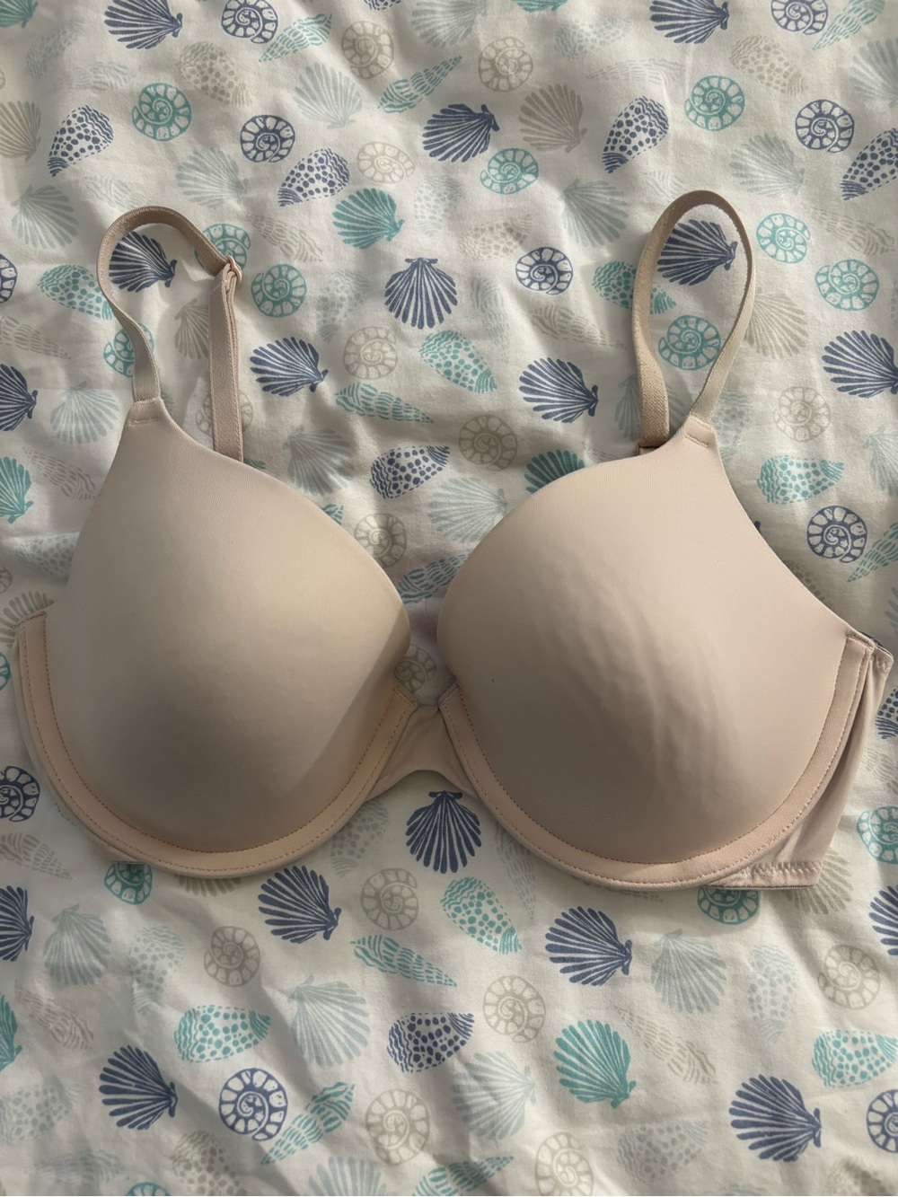 Victoria's Secret Smooth Beige T-Shirt Bra